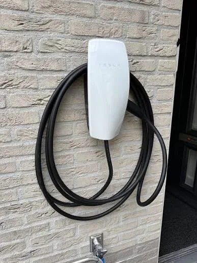 Laadpaal met of zonder vaste kabel