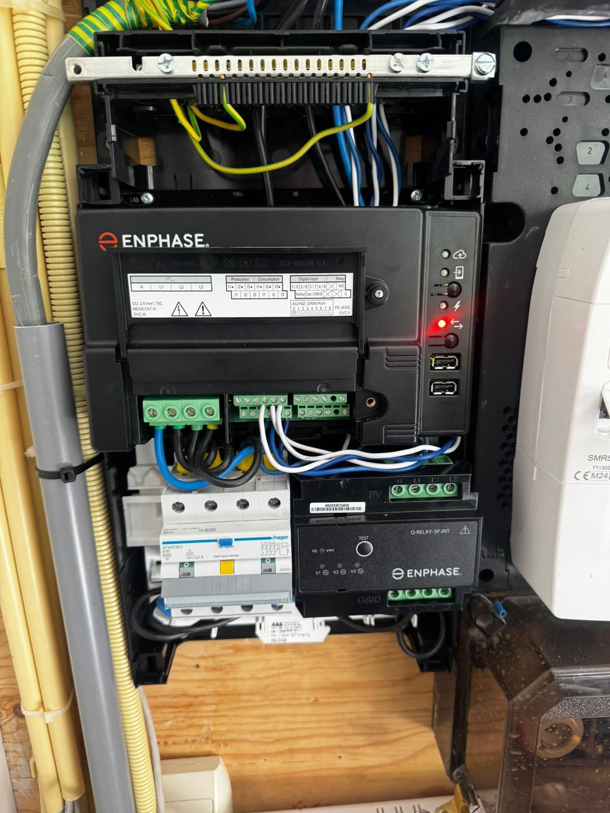 Enphase-systeem in een installatiekast