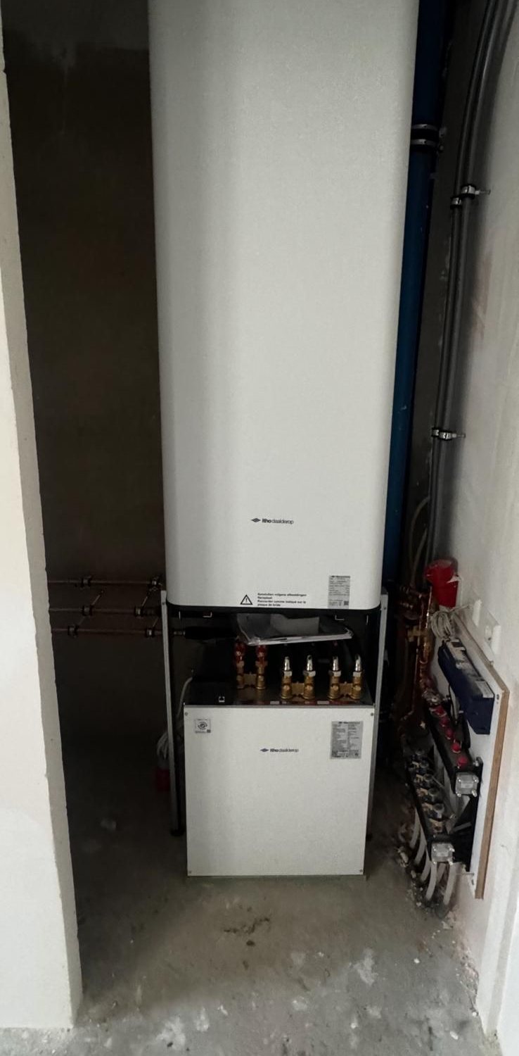 Warmtepompboiler in een berging
